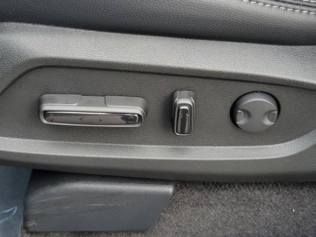 new 2025 Honda Pilot car, priced at $47,550