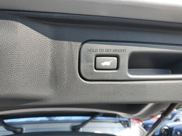 new 2025 Honda Pilot car, priced at $51,350