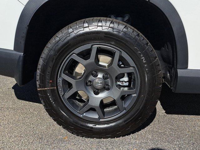 new 2025 Honda Pilot car, priced at $51,350