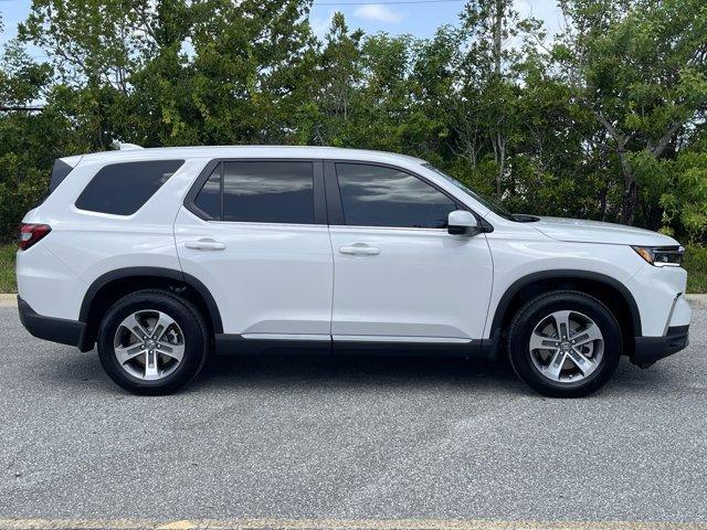 new 2025 Honda Pilot car, priced at $46,530