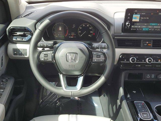 new 2025 Honda Pilot car, priced at $51,505