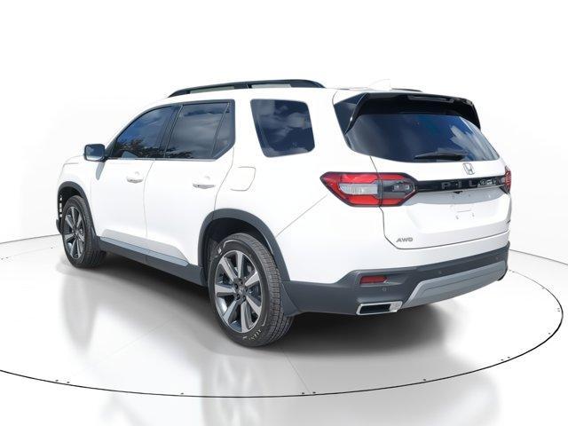 new 2025 Honda Pilot car, priced at $51,505