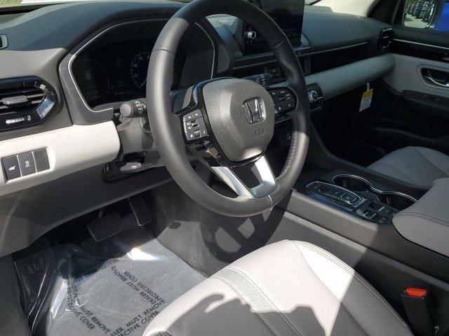 new 2025 Honda Pilot car, priced at $51,505