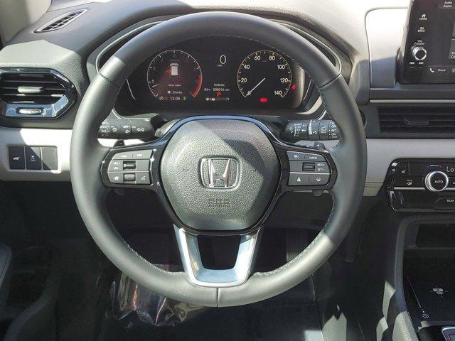 new 2025 Honda Pilot car, priced at $45,405