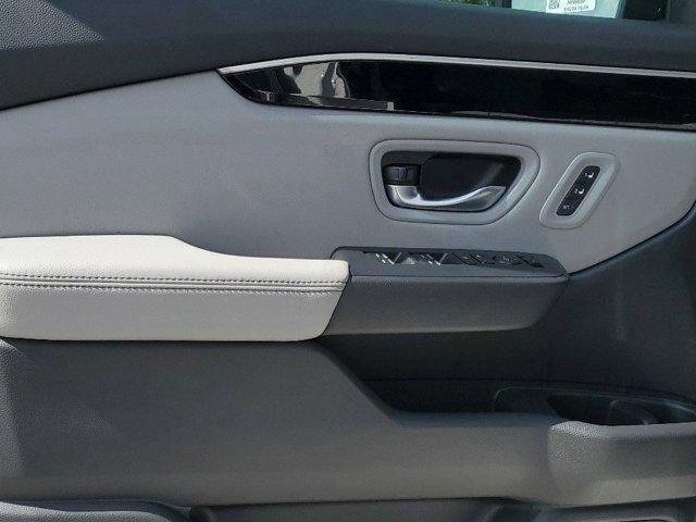 new 2025 Honda Pilot car, priced at $45,405