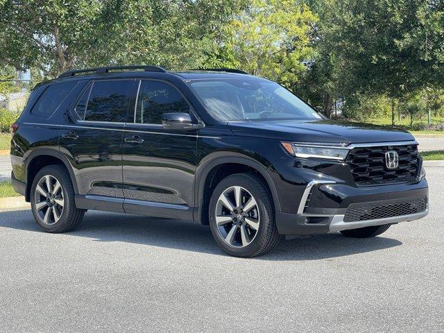 new 2025 Honda Pilot car, priced at $54,175