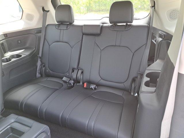 new 2025 Honda Pilot car, priced at $54,985