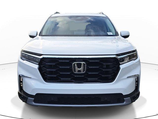 new 2025 Honda Pilot car, priced at $52,155