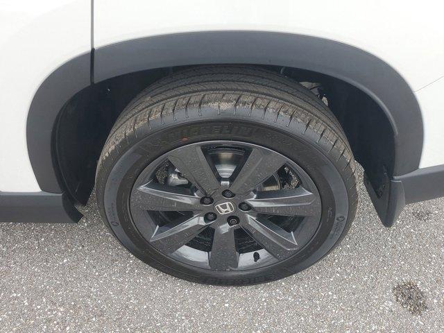 new 2025 Honda Pilot car, priced at $44,205