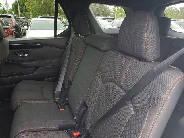 new 2025 Honda Pilot car, priced at $44,205