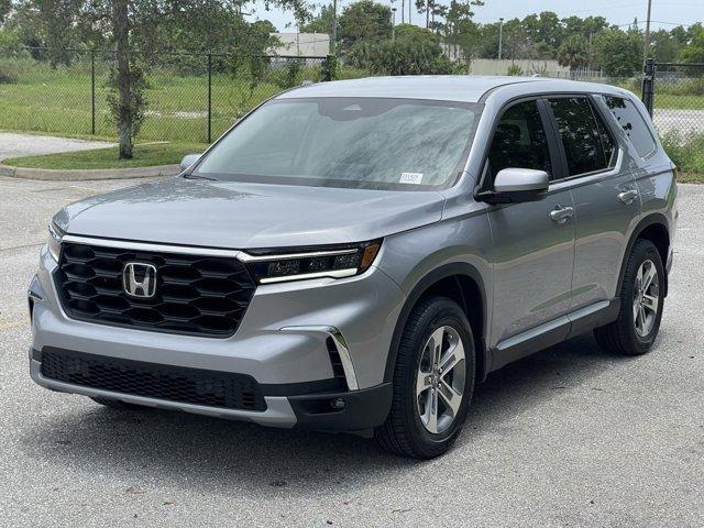 new 2025 Honda Pilot car, priced at $47,445