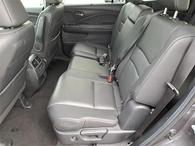 used 2022 Honda Pilot car, priced at $29,890