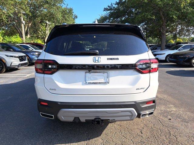 new 2025 Honda Pilot car, priced at $56,705