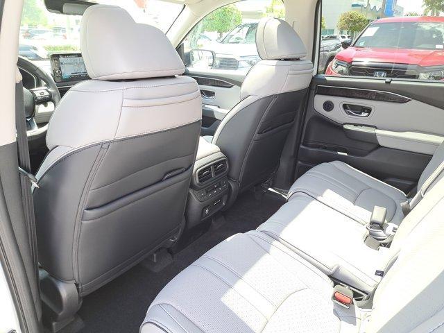 new 2025 Honda Pilot car, priced at $55,030
