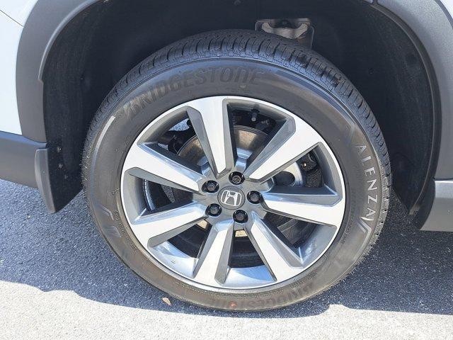 new 2025 Honda Pilot car, priced at $55,030