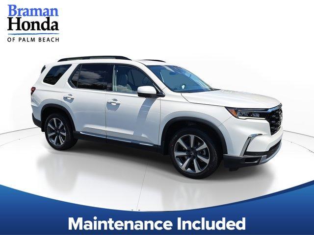 new 2025 Honda Pilot car, priced at $55,030