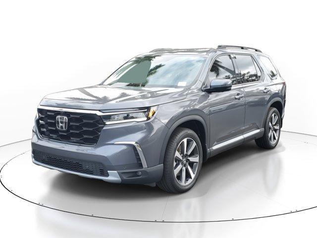 new 2025 Honda Pilot car, priced at $54,475