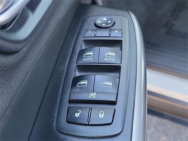 used 2019 Jeep Cherokee car, priced at $18,094