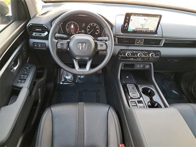 used 2025 Honda Pilot car, priced at $44,900