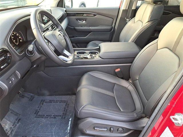 used 2025 Honda Pilot car, priced at $44,900