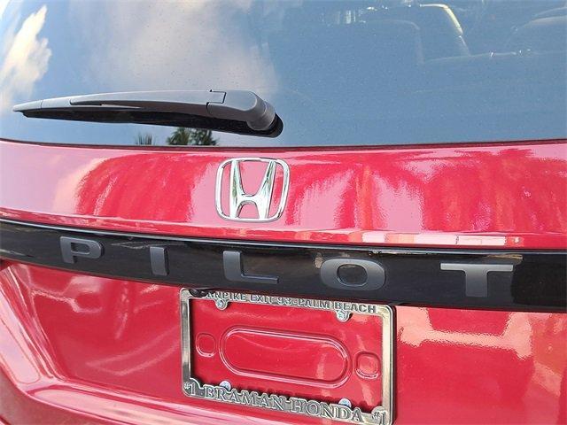 used 2025 Honda Pilot car, priced at $44,900