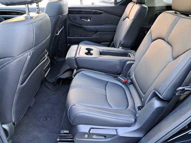 new 2025 Honda Pilot car, priced at $50,895