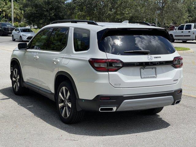 new 2025 Honda Pilot car, priced at $51,150