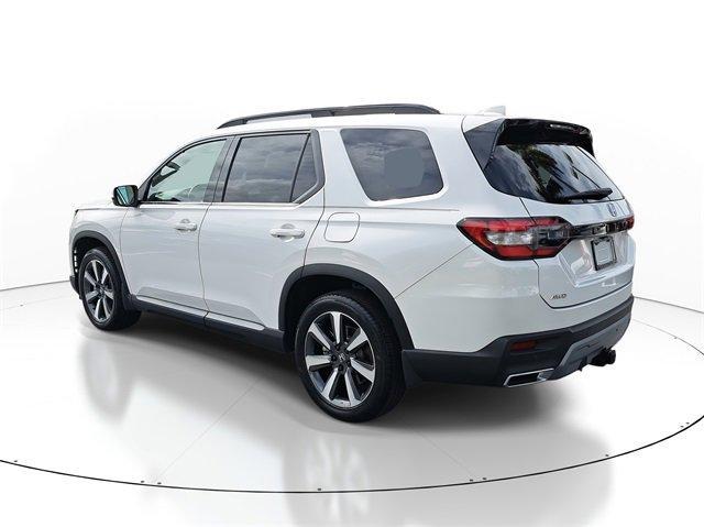 used 2024 Honda Pilot car, priced at $41,900
