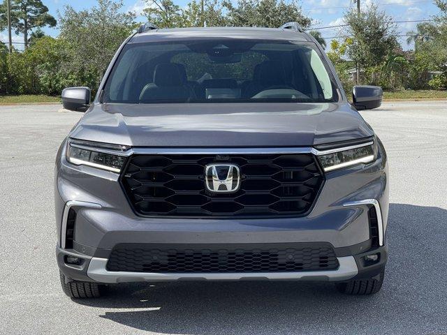 new 2025 Honda Pilot car, priced at $54,175