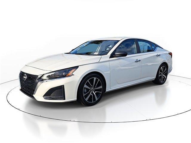 used 2025 Nissan Altima car, priced at $20,900
