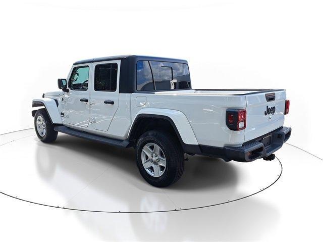 used 2022 Jeep Gladiator car, priced at $31,900