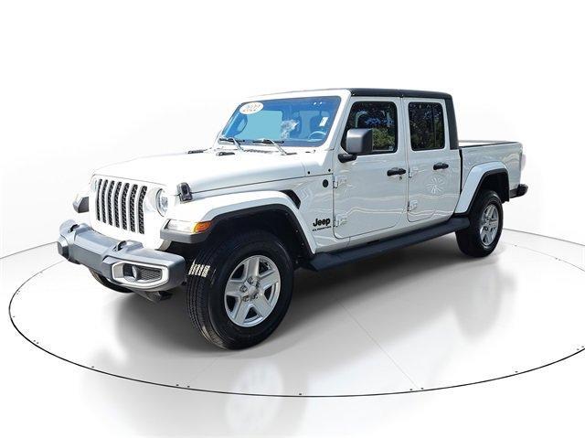 used 2022 Jeep Gladiator car, priced at $31,900
