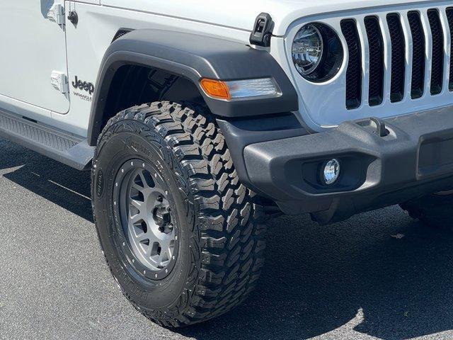 used 2022 Jeep Wrangler Unlimited car, priced at $42,498