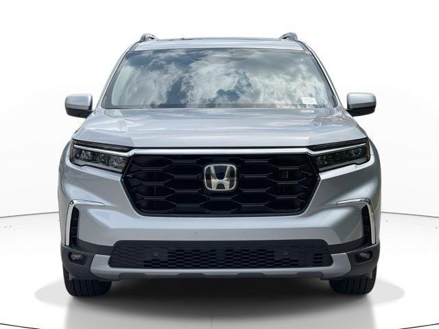 new 2025 Honda Pilot car, priced at $51,150