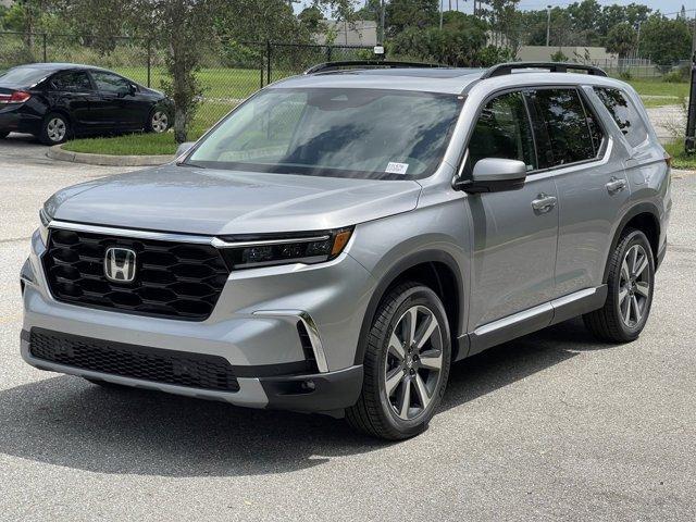 new 2025 Honda Pilot car, priced at $51,150