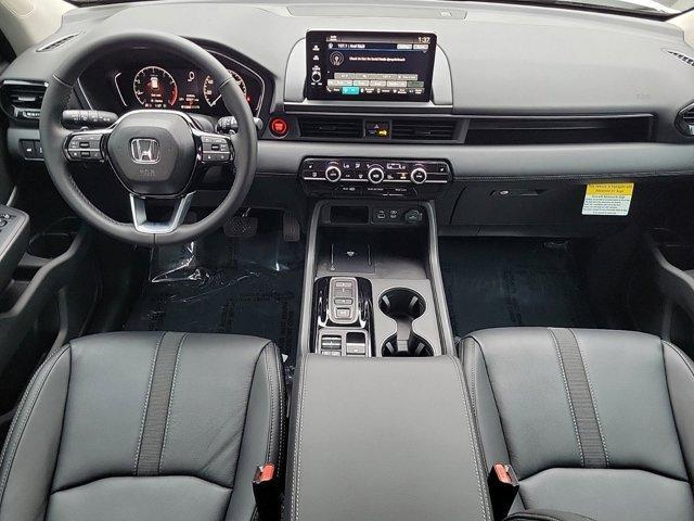 new 2025 Honda Pilot car, priced at $48,280