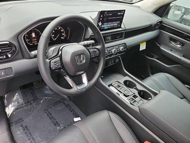new 2025 Honda Pilot car, priced at $48,280