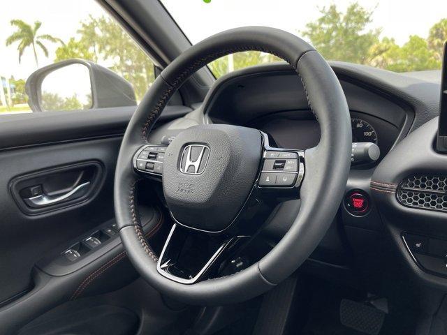 new 2025 Honda HR-V car