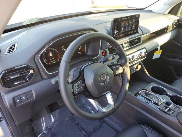 new 2025 Honda Pilot car, priced at $51,550