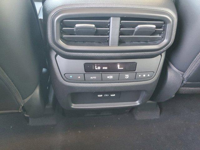 new 2025 Honda Pilot car, priced at $51,550