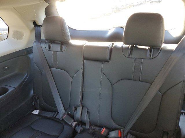 new 2025 Honda Pilot car, priced at $51,550