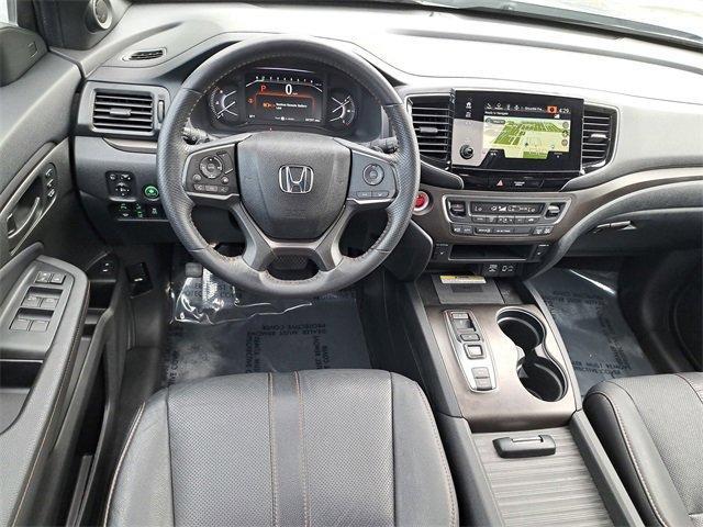 used 2022 Honda Passport car, priced at $31,900