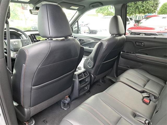 used 2022 Honda Passport car, priced at $31,900