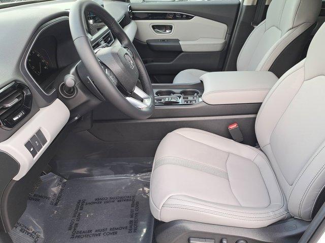 new 2025 Honda Pilot car, priced at $47,550