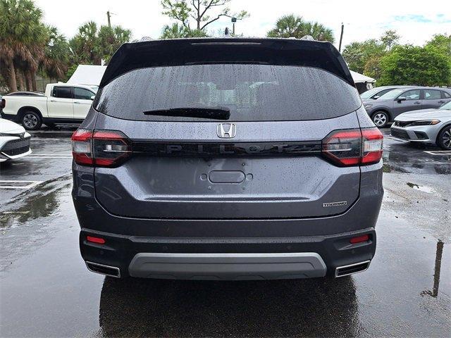used 2024 Honda Pilot car, priced at $39,390
