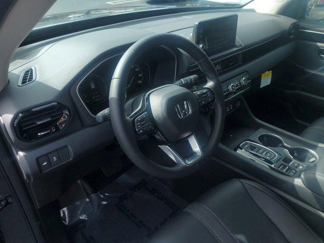 new 2025 Honda Pilot car, priced at $49,405