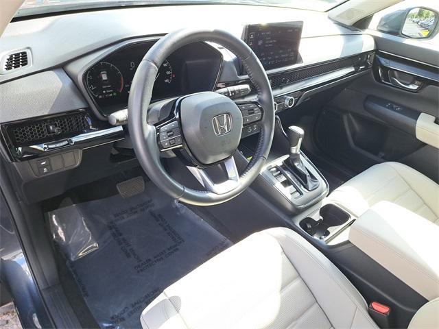 used 2025 Honda CR-V car, priced at $30,900