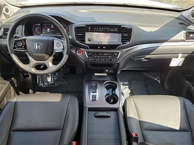 used 2022 Honda Pilot car, priced at $33,828