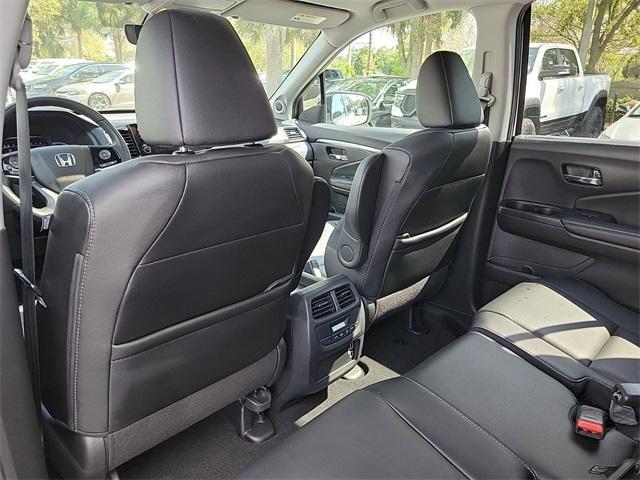 used 2022 Honda Pilot car, priced at $33,828