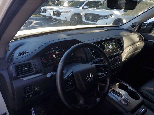 used 2021 Honda Pilot car, priced at $30,996